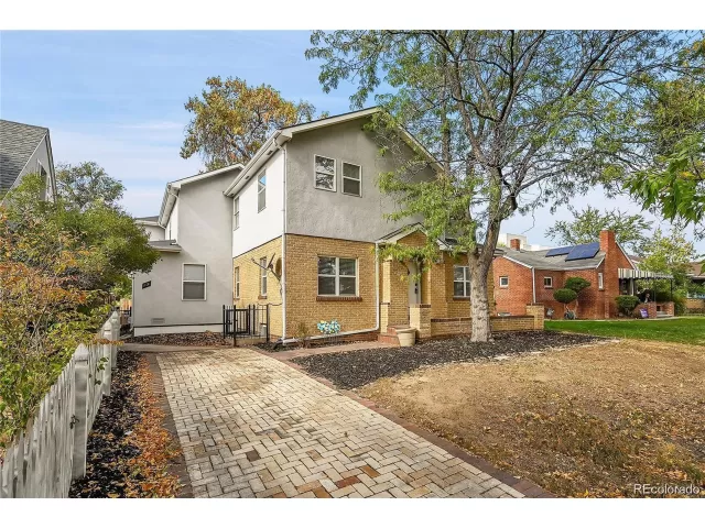 MLS: 4253554 Condo For Sale