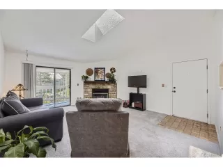 Photo #3: 4253842 Listing