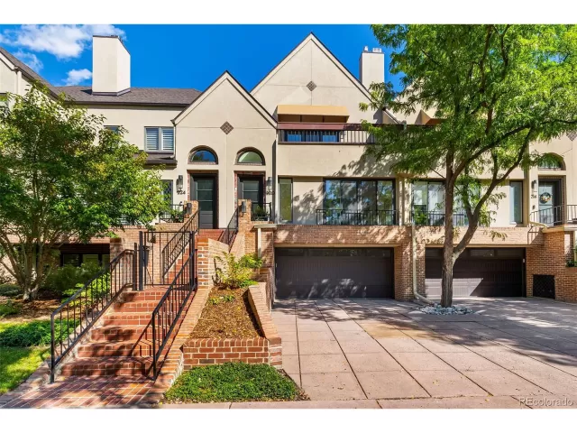 MLS: 4254519 Condo For Sale