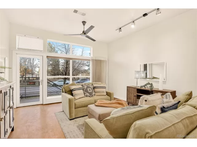 MLS: 4255513 Condo For Sale