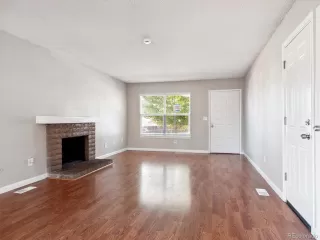 Photo #2: 4258321 Listing