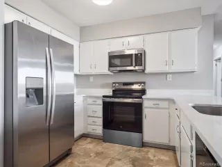 Photo #6: 4258321 Listing