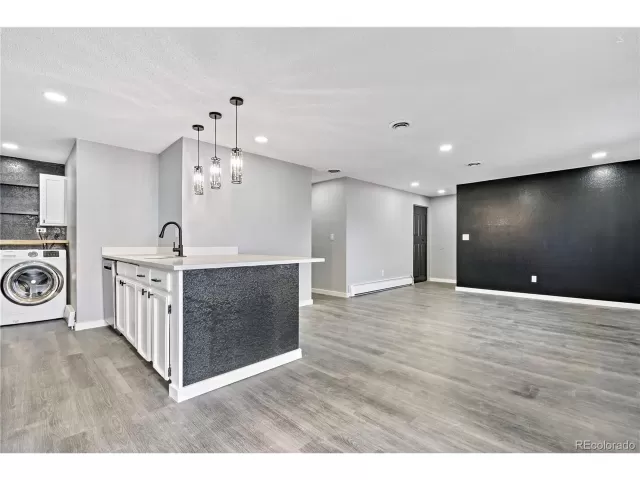 MLS: 4259710 Condo For Sale