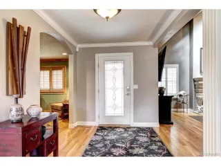 Photo #2: 4259921 Listing 