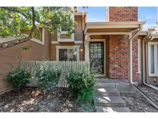 Photo #6: 4260904 Listing