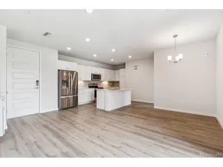 Photo #3: 4261962 Listing 