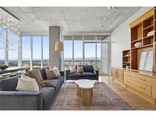 Photo #2: 4262512 Listing 