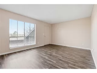 Photo #3: 4263022 Listing