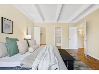 Photo #6: 4265937 Listing 