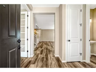 Photo #5: 4266267 Listing