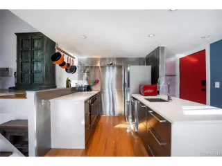 Photo #2: 4266924 Listing