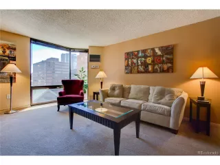 Photo #5: 4267711 Listing 