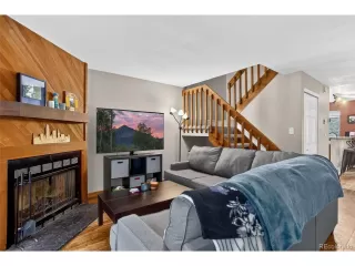 Photo #3: 4269316 Listing