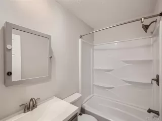 Photo #6: 4270266 Listing 