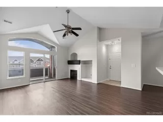 Photo #3: 4270316 Listing