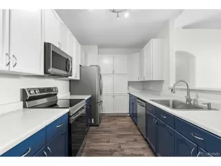 Photo #5: 4270316 Listing