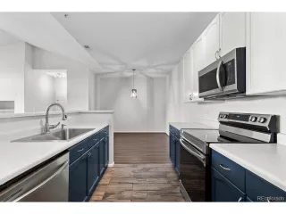 Photo #6: 4270316 Listing