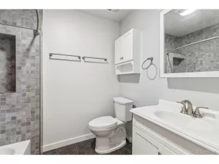 Photo #5: 4270551 Listing