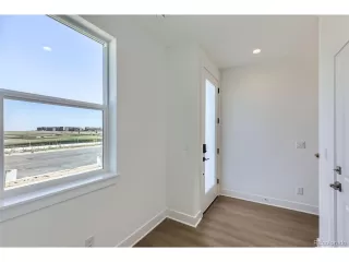 Photo #4: 4271433 Listing 