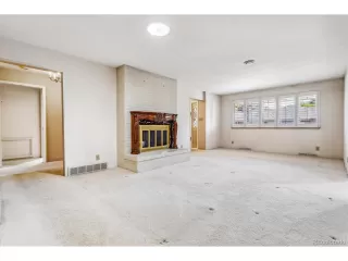 Photo #5: 4271944 Listing 