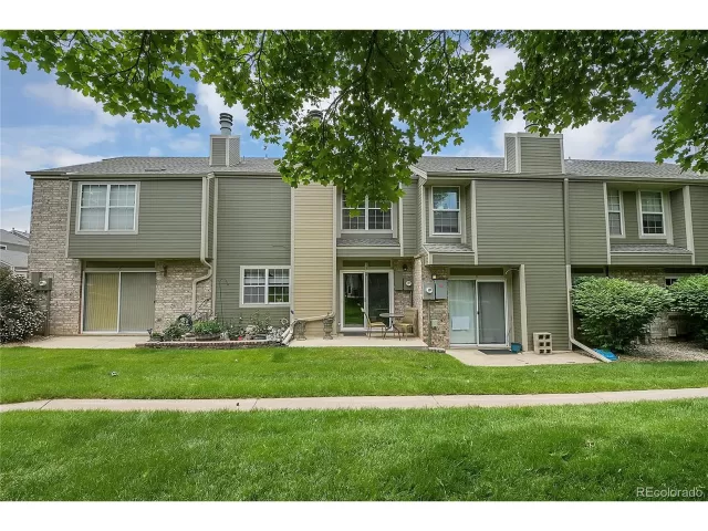 MLS: 4273483 Condo For Sale