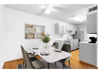 Photo #5: 4273680 Listing