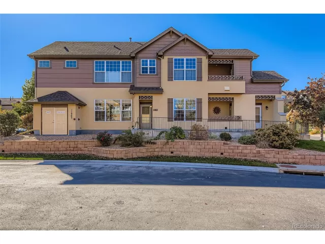 MLS: 4274093 Condo For Sale