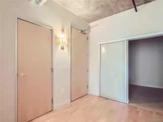 Photo #4: 4275120 Listing