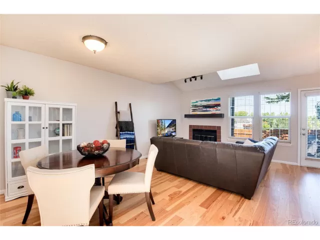 MLS: 4276588 Condo For Sale