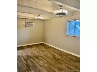 Photo #2: 4276863 Listing