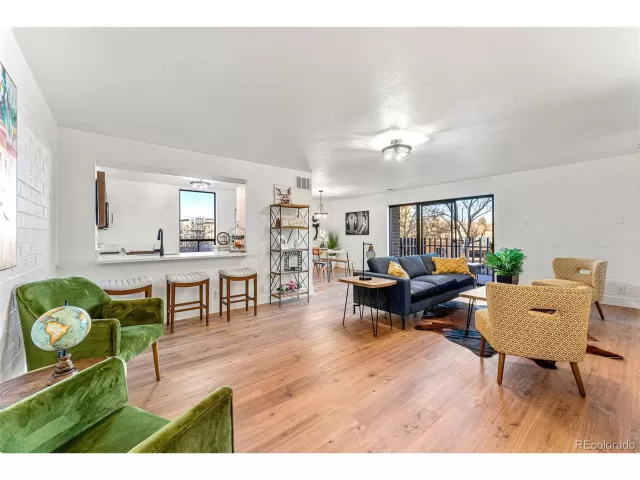 MLS: 4278490 Condo For Sale