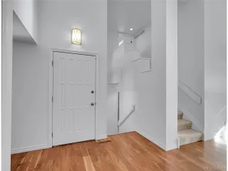 Photo #2: 4278571 Listing 