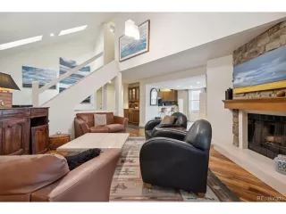 Photo #4: 4279131 Listing