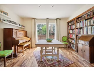 Photo #5: 4279131 Listing