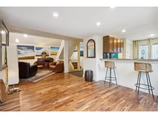 Photo #6: 4279131 Listing