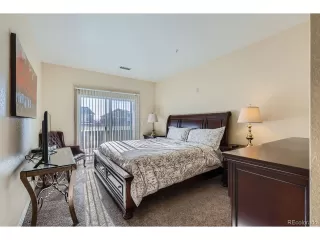 Photo #5: 4279800 Listing