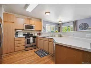 Photo #3: 4281103 Listing 