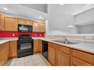 Photo #6: 4281512 Listing 