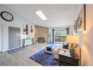 Photo #2: 4283624 Listing 