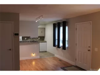 Photo #4: 4284024 Listing 