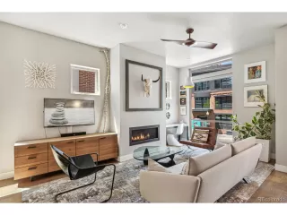 Photo #4: 4284563 Listing 