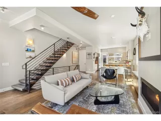 Photo #5: 4284563 Listing 