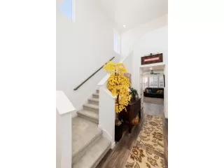 Photo #5: 4287515 Listing