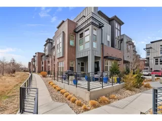 Photo #2: 4287948 Listing