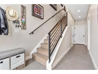 Photo #4: 4287948 Listing