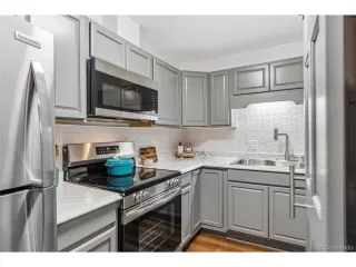 Photo #4: 4288574 Listing