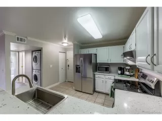 Photo #5: 4290875 Listing 