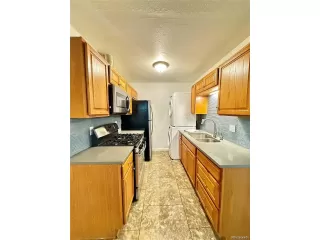 Photo #2: 4291847 Listing 