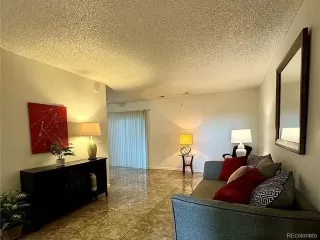 Photo #6: 4291847 Listing 