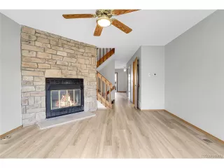 Photo #4: 4292106 Listing